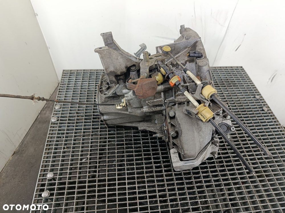 SKRZYNIA BIEGÓW MANUALNA 5 PEUGEOT 407 SW 20MB06 2.2 16V - 3