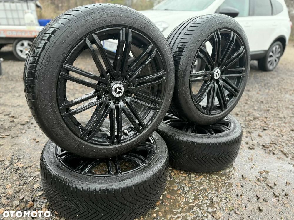 Koła Alufelgi Mercedes V Klassa 19 245/45/19 Czarne Black Piano - 1
