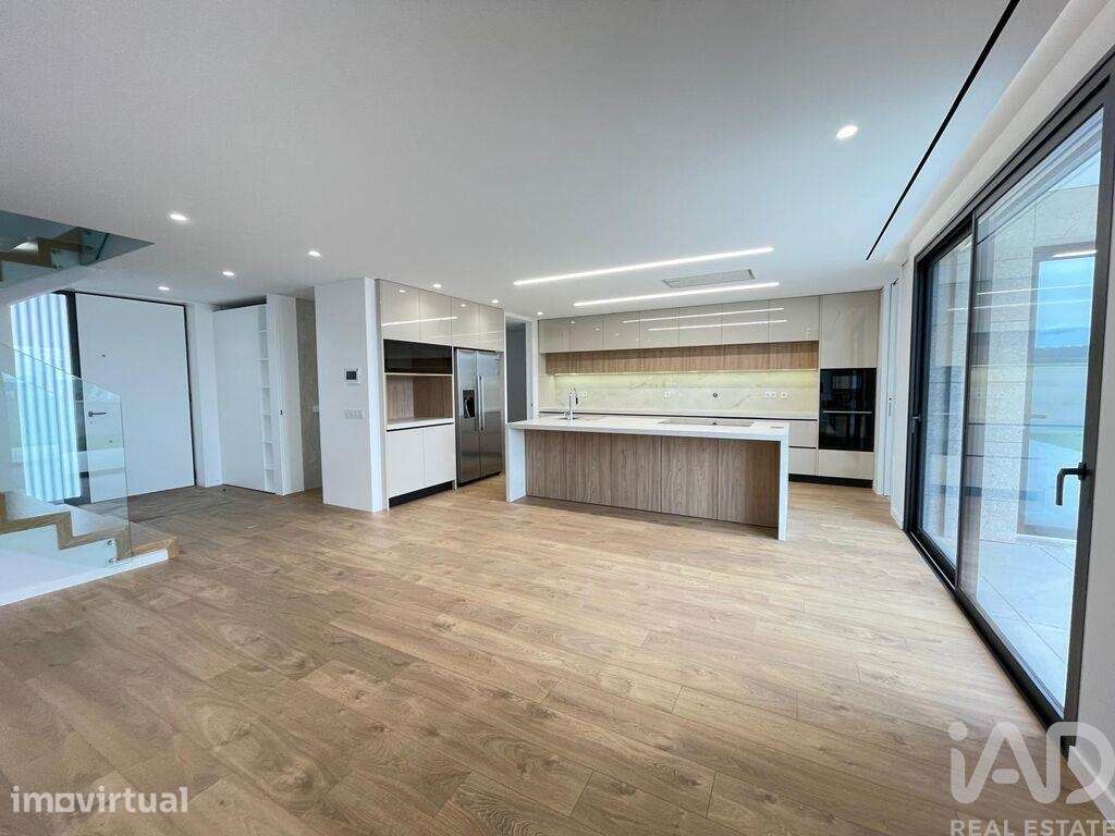 Casa / Villa T3 em Abade de Neiva de 308,00 m2 - Grande imagem: 4/30