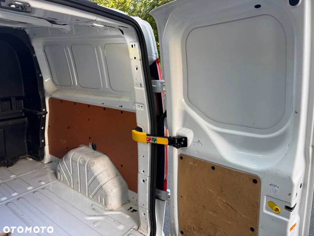 Ford CUSTOM DŁUGI 6 OSÓB - 24