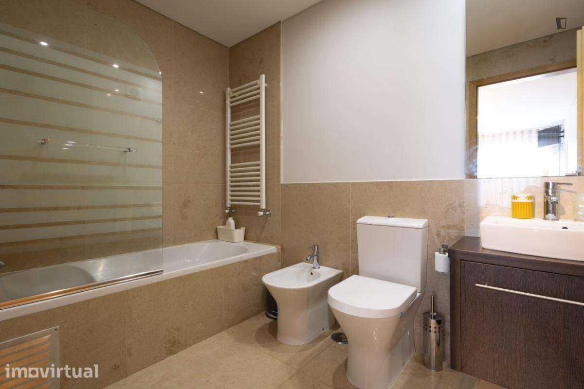 Apartamento com 2 quartos - localizado em Benfica Lisbon - Grande imagem: 5/35