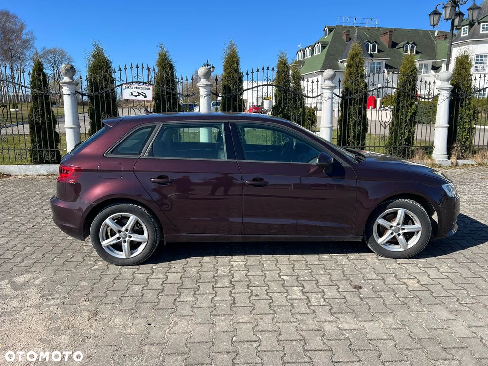 Audi A3 Sportback - 7