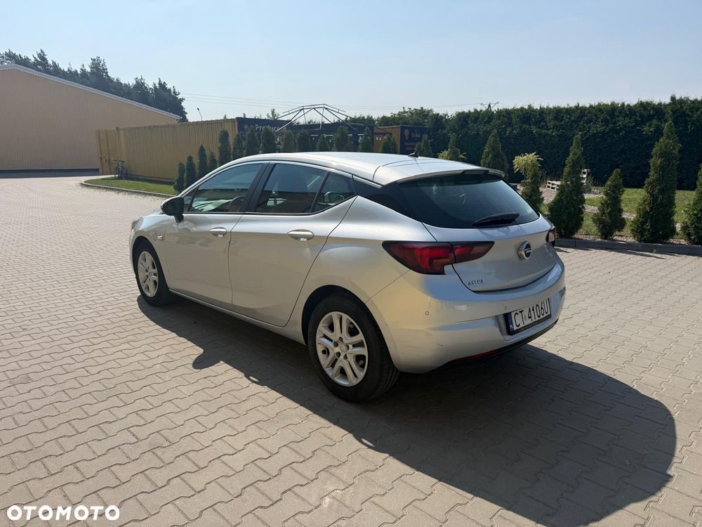 Opel Astra 1.6 CDTI Essentia - 4