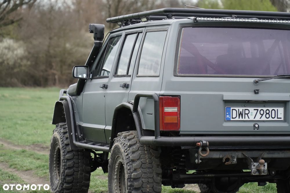 Jeep Cherokee 4.0 - 3