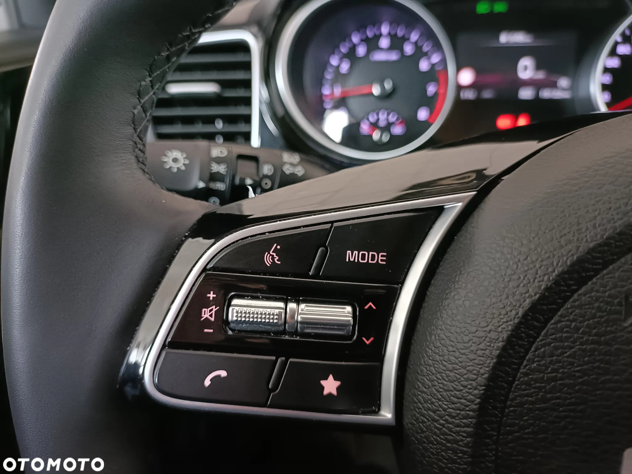 Kia Ceed 1.5 T-GDI Tribute - 15