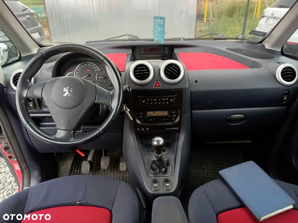 Peugeot 1007 - 8