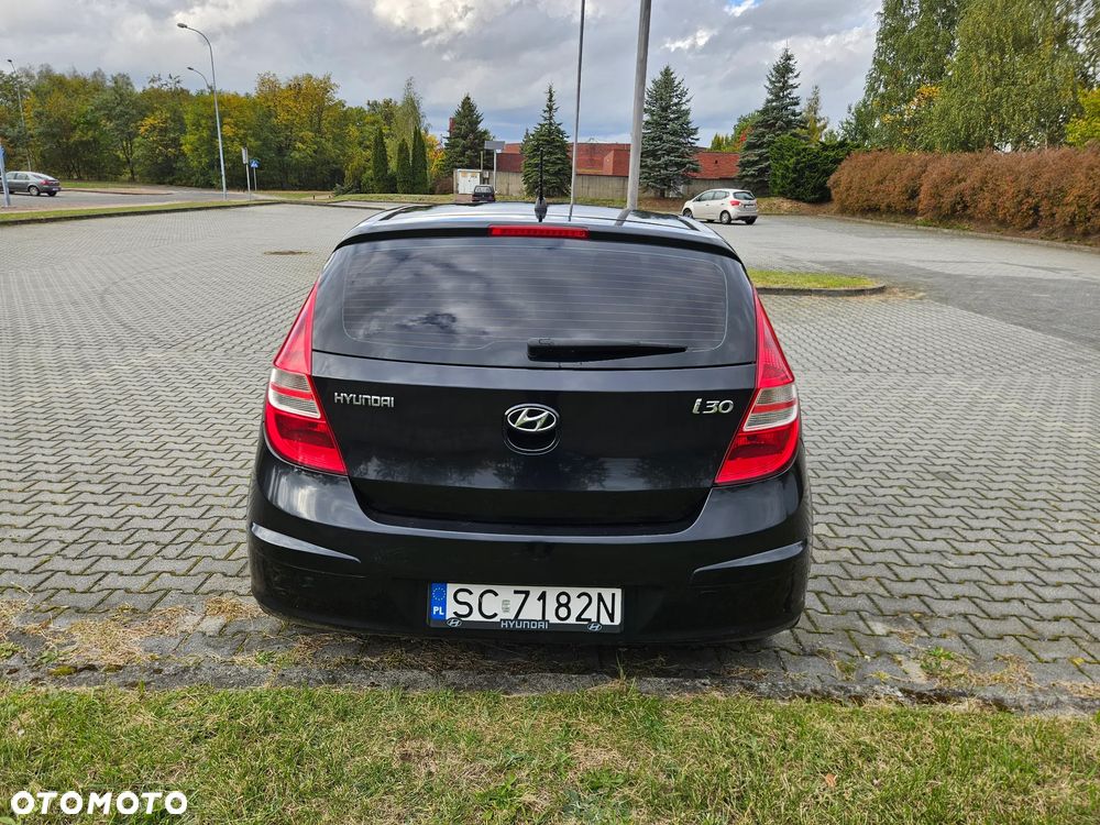 Hyundai i30 1.4 Base - 4