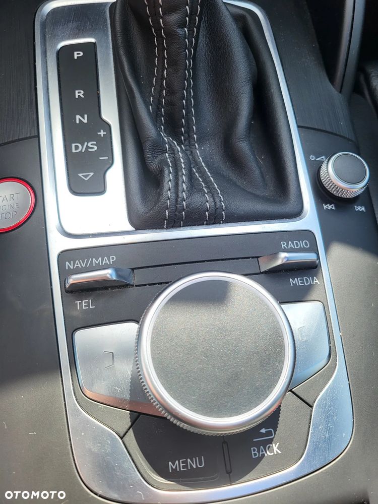 Audi S3 S tronic - 6