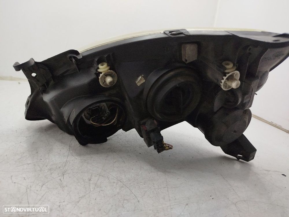 Farol/ Otica Dianteiro Dto Opel Corsa C - 3