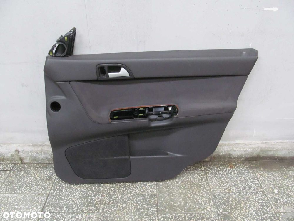 VOLVO V50 04-12 TAPICERKA BOCZEK DRZWI PRZOD PRAWY 39896613 - 1