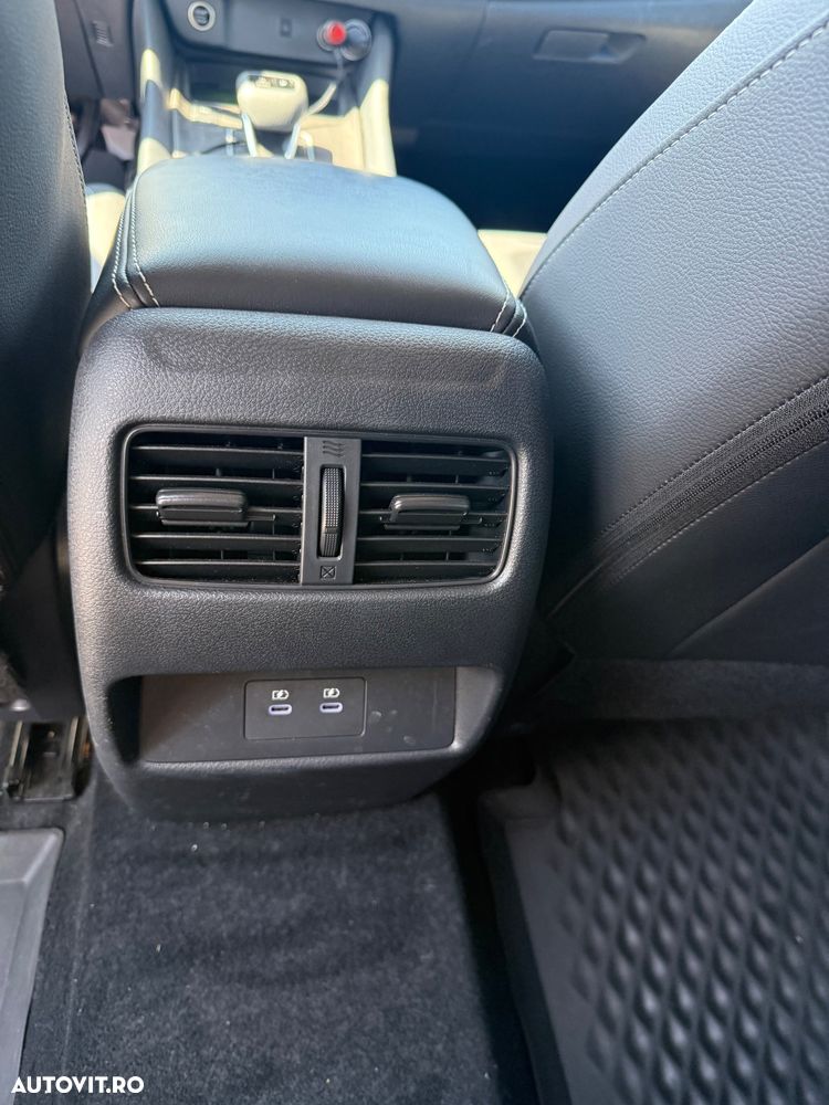 Nissan Qashqai 1.3 l 156CP X-Tronic MHEV Tekna Plus - 10