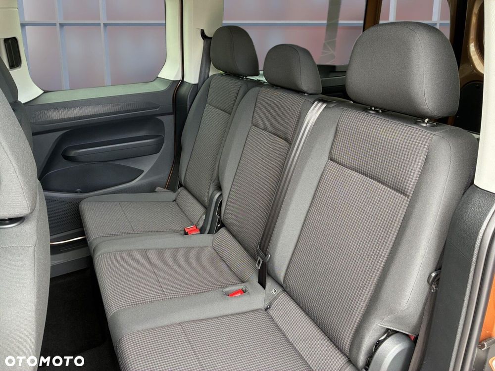 Volkswagen Caddy 2.0 TDI DSG - 20