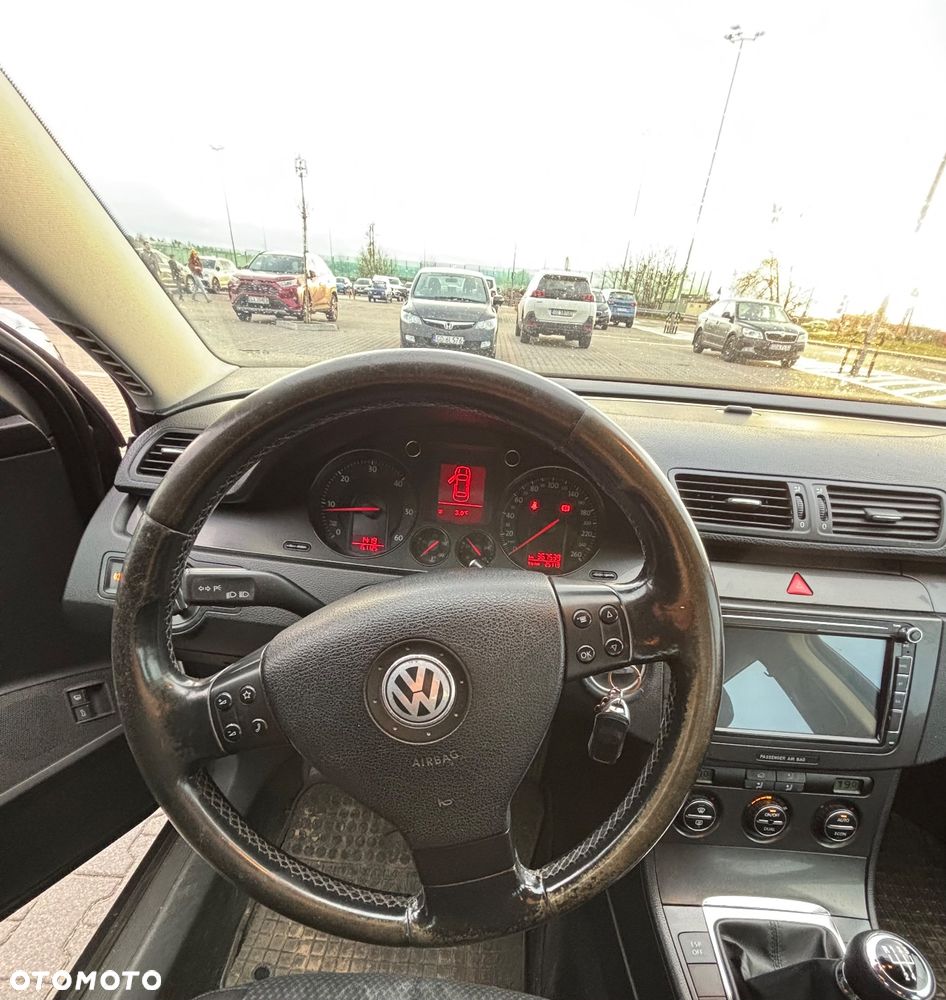 Volkswagen Passat 1.9 TDI Trendline - 9