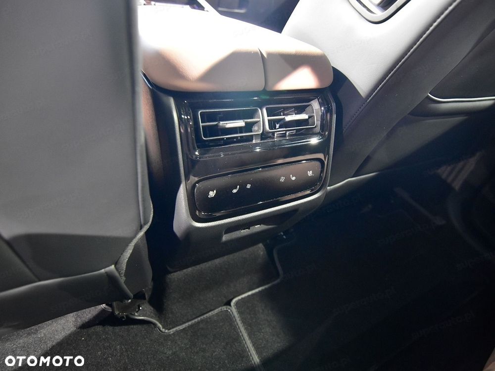 Chery Tiggo 9 - 17