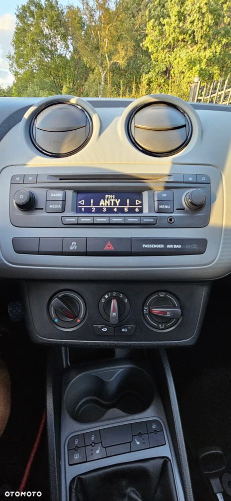 Seat Ibiza 1.4 16V Reference - 20
