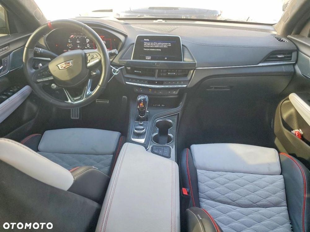 Cadillac CT4 - 8