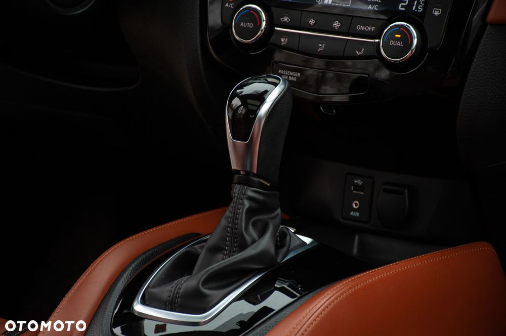 Nissan X-Trail 2.0 dCi ALL-MODE 4x4i Xtronic Tekna - 20