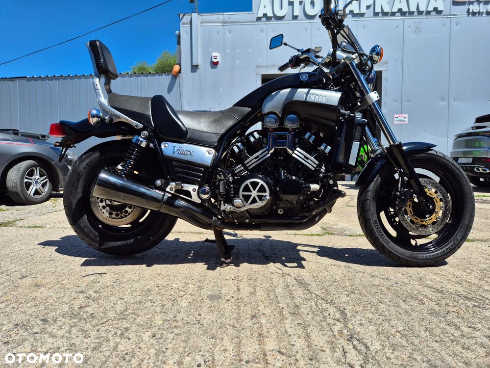 Yamaha V-MAX - 10