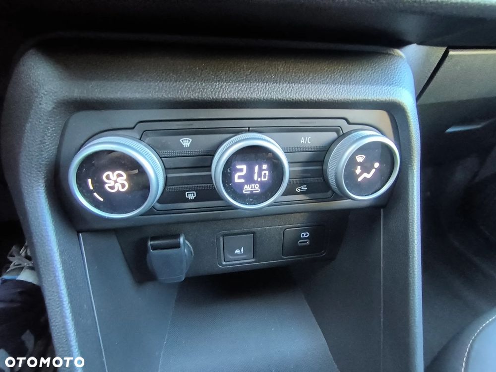 Dacia Jogger 1.6 Full Hybrid 140 Extreme+ MMT 7os - 19