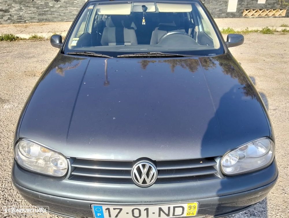 VW Golf 1.9 TDi Highline - 1