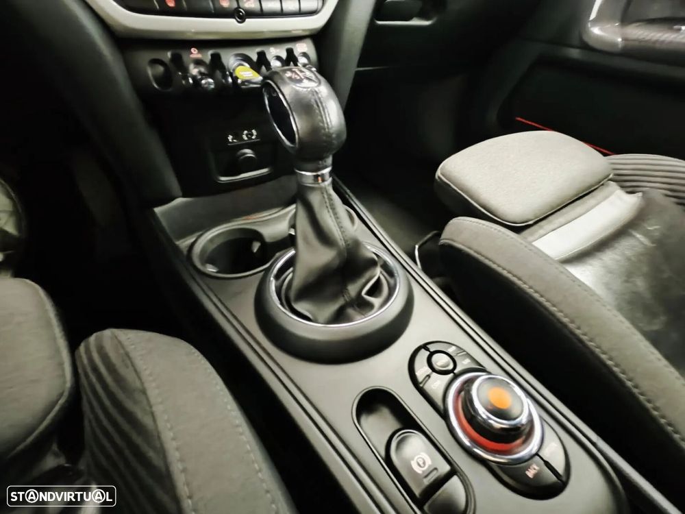 MINI Countryman Cooper SE ALL4 Auto - 41