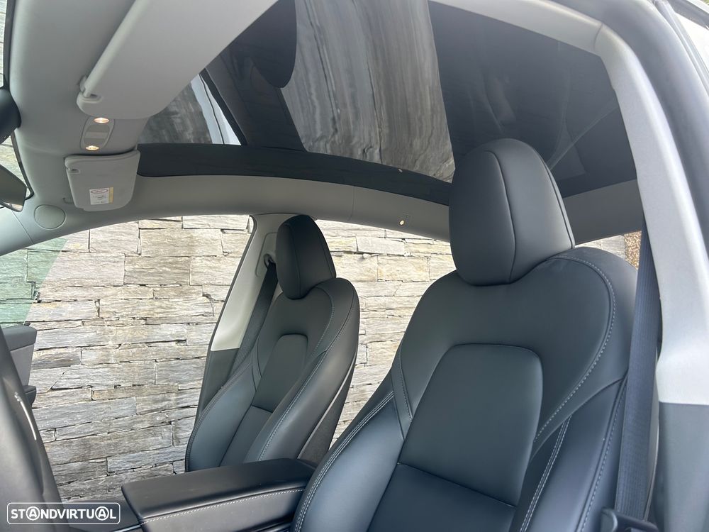 Tesla Model Y Tração Traseira - 13