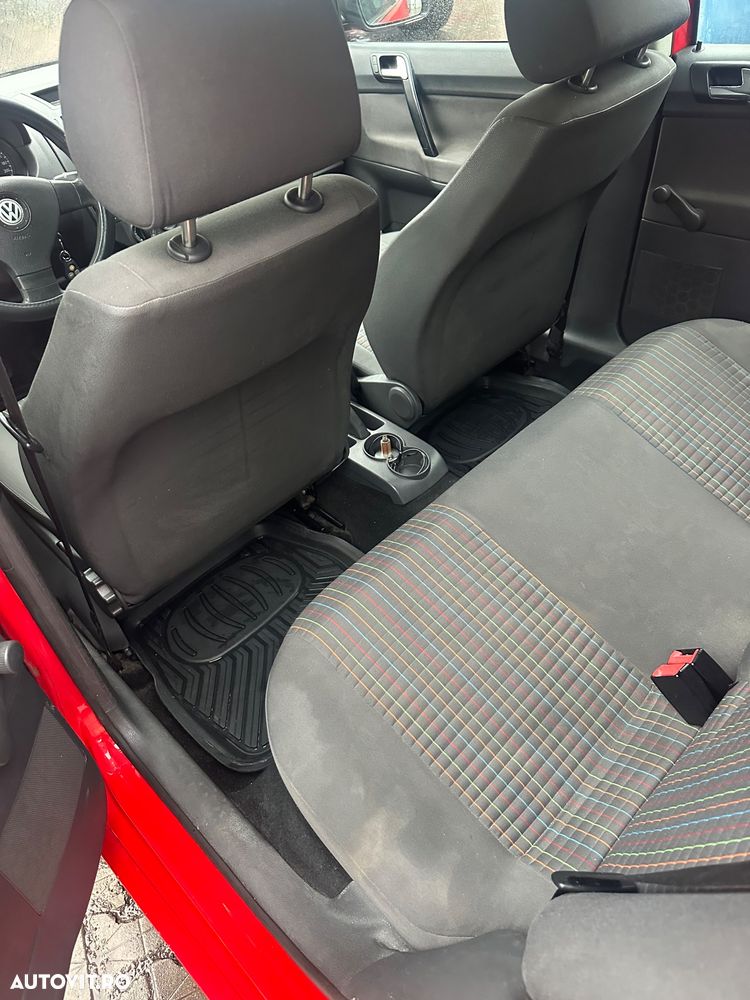 Volkswagen Polo - 7