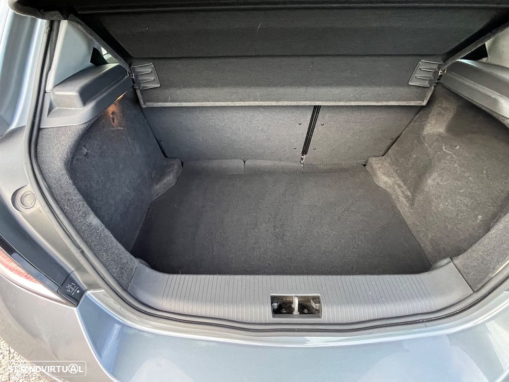 Opel Astra 1.7 CDTi Elegance - 32