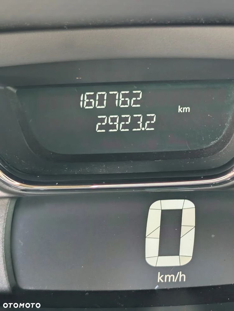 Renault Captur - 13