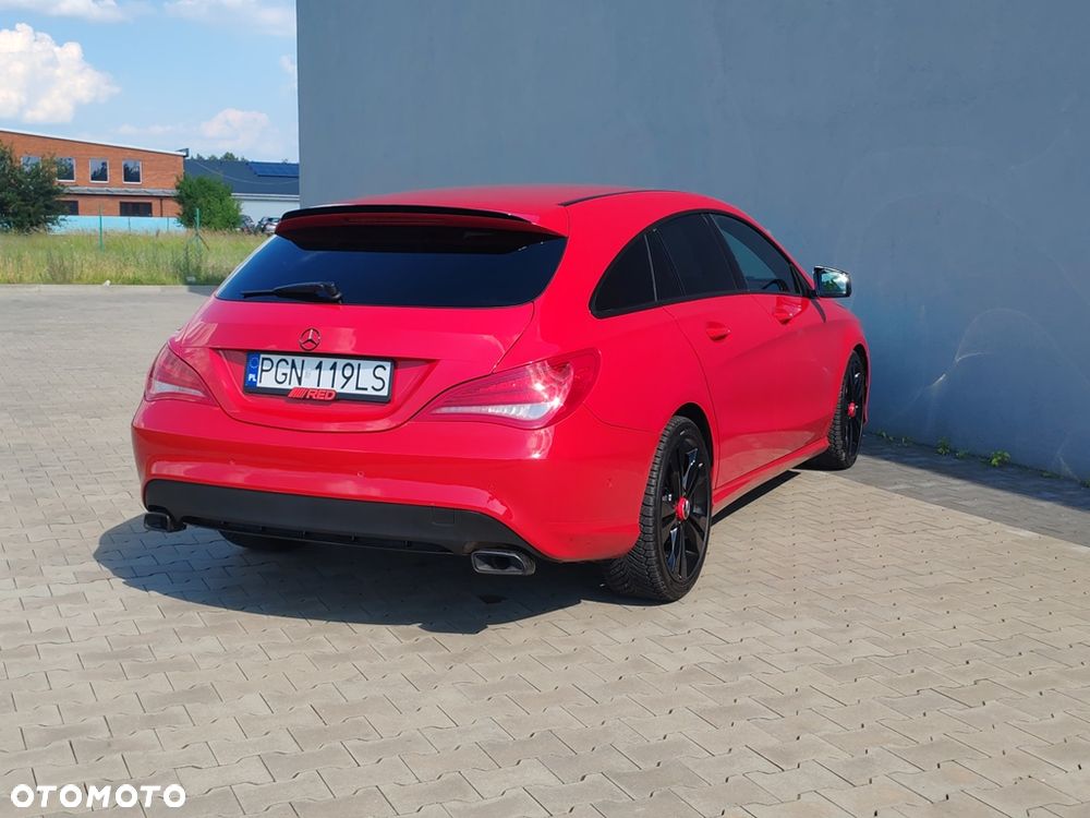 Mercedes-Benz CLA 220 d 7G-DCT Urban - 11