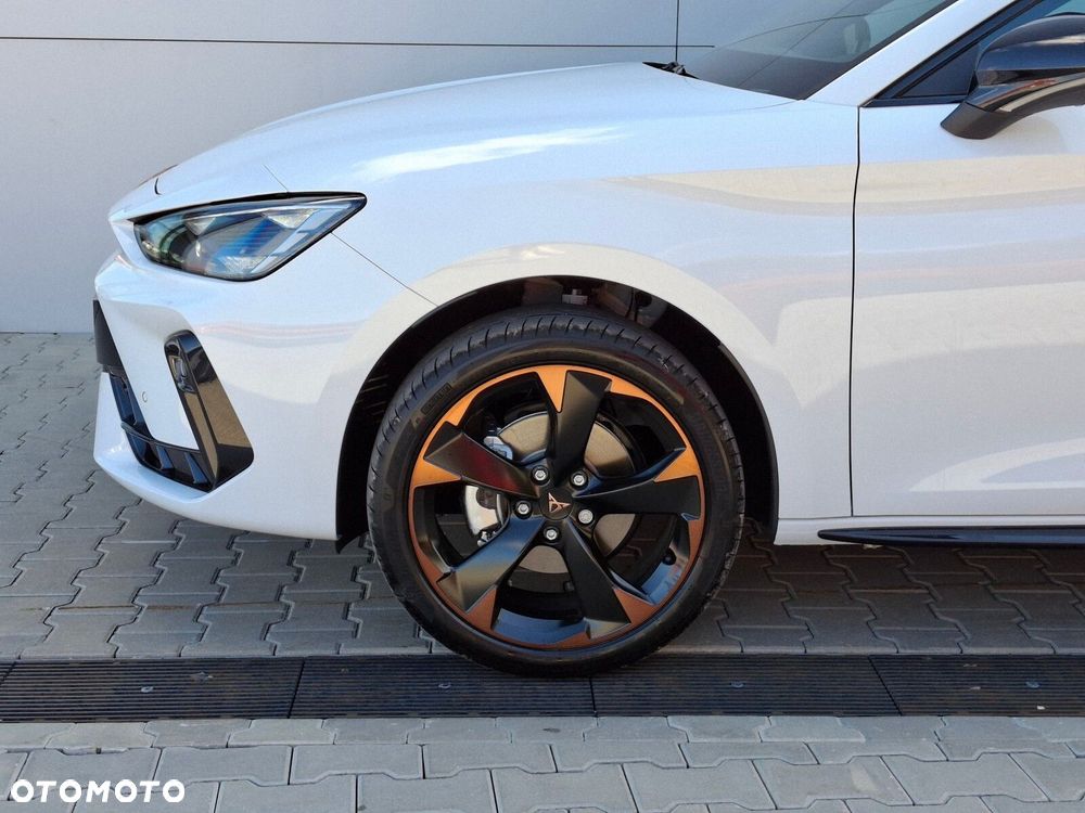 Cupra Leon 1.5 eTSI DSG - 10