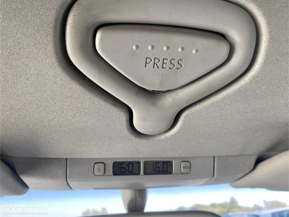 VW New Beetle Cabriolet 1.9 TDi - 15