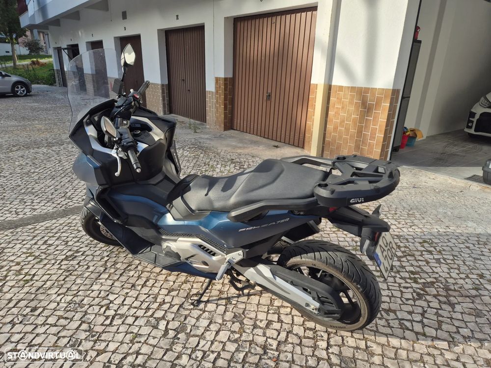 Honda Forza - 6