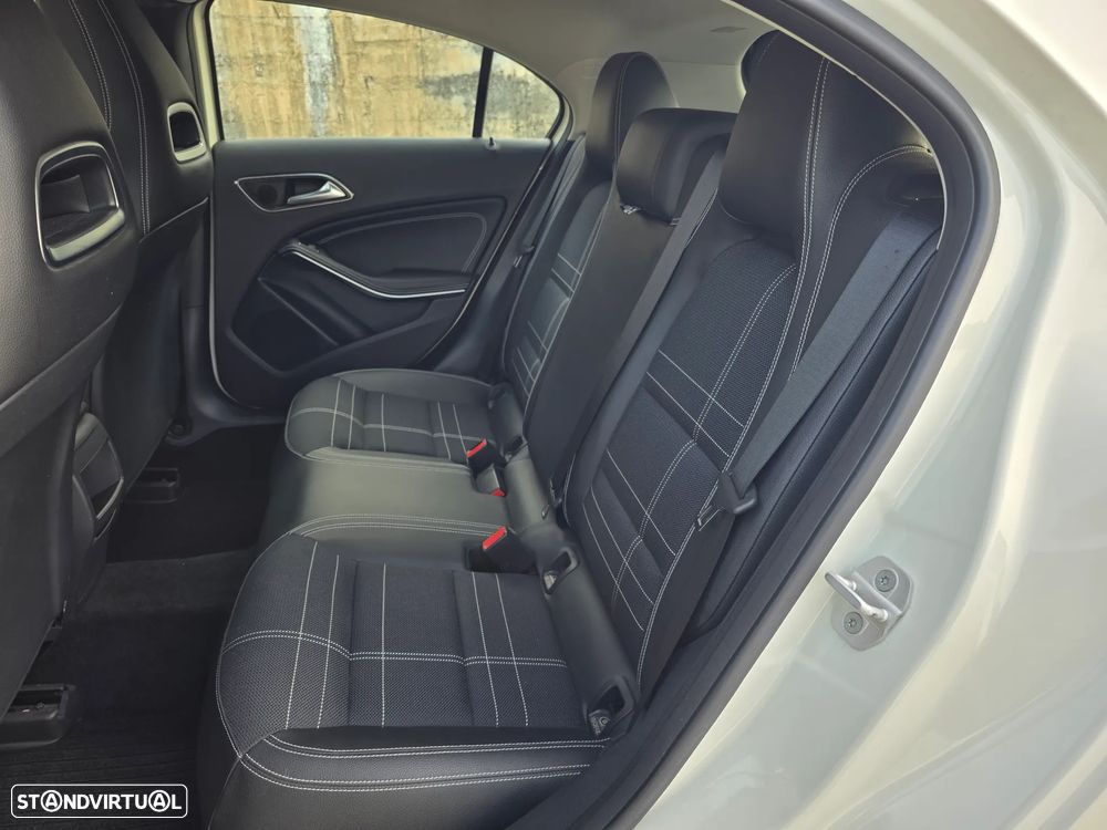 Mercedes-Benz A 220 CDI BE Urban Aut.113g - 16