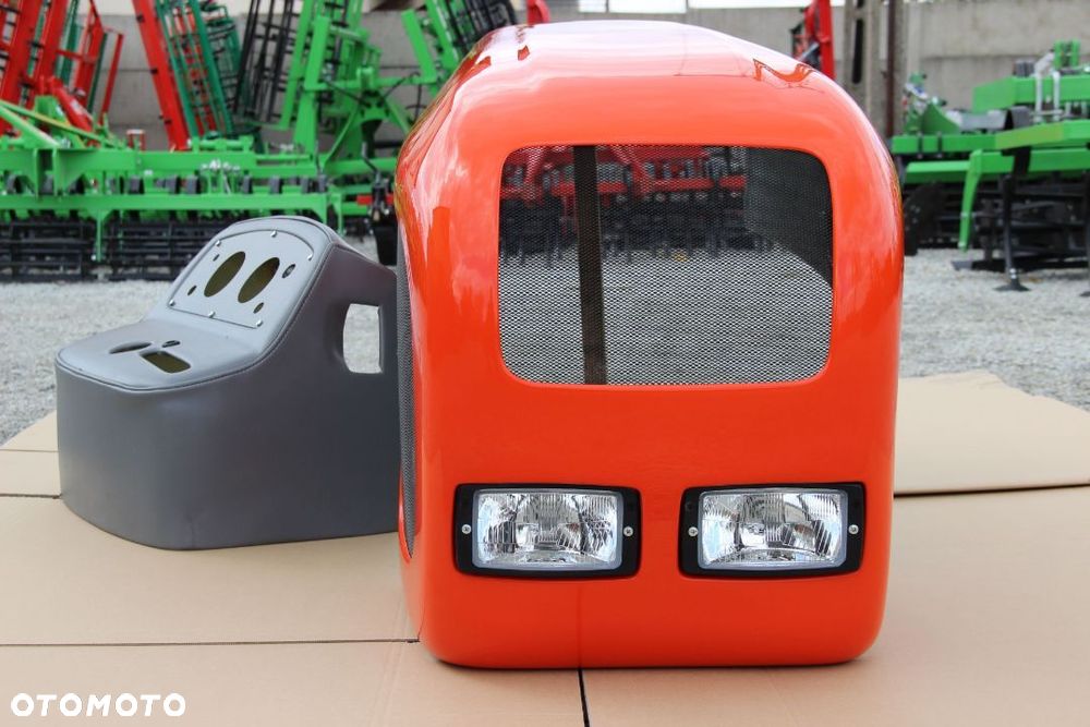 Maska z pulpitem Ursus maski tworzywo C360 C-360 Naglak model MN1 - 4