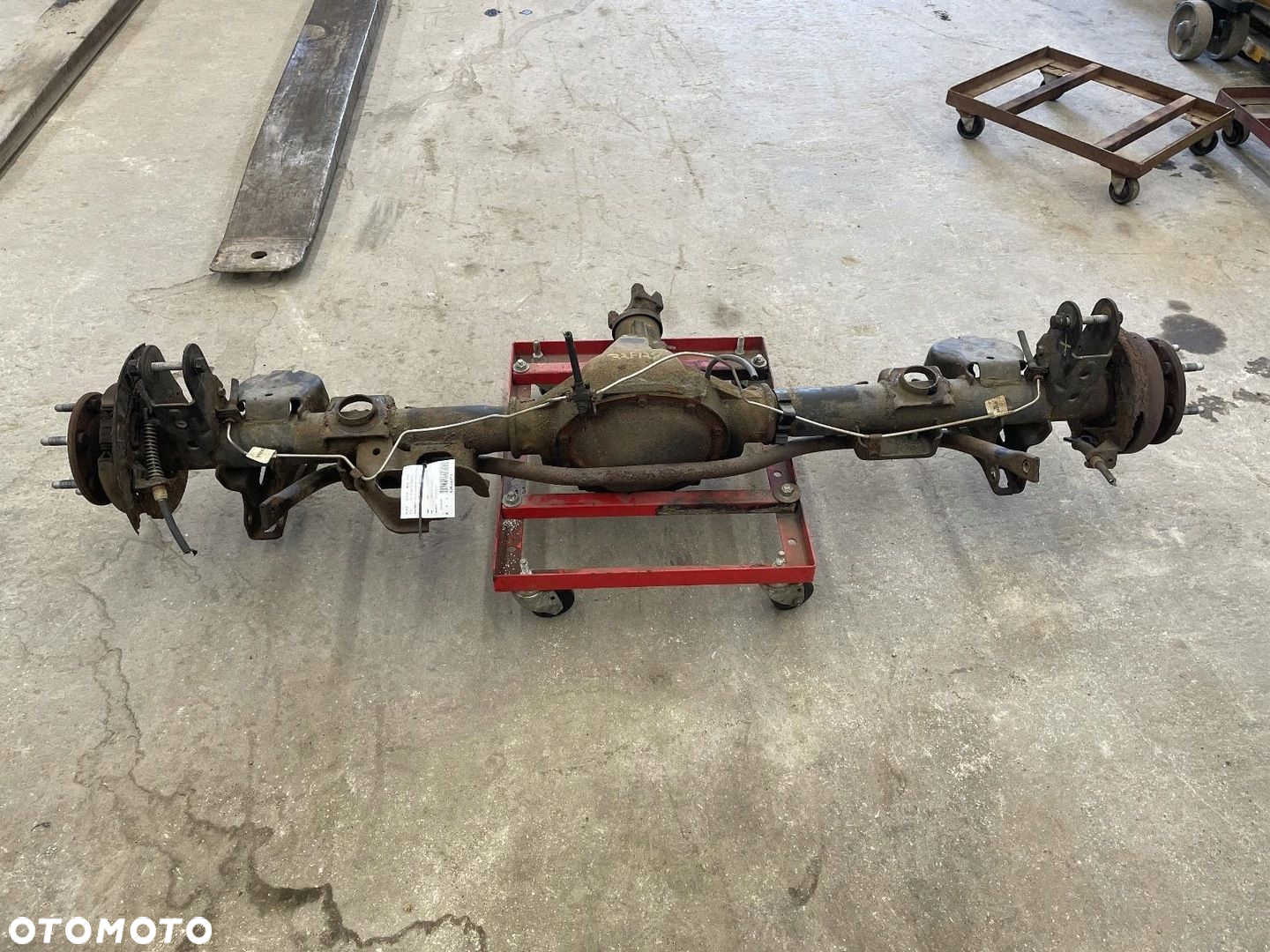 TAHOE SUBURBAN YUKON 00-05R DYFERENCJAŁ MOST TYŁ TYLNY NAPĘDOWY 3.73 OEM - 4