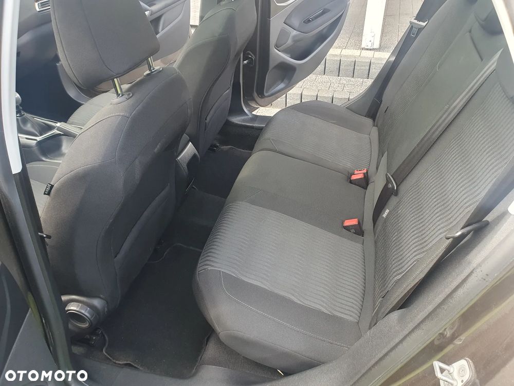 Peugeot 308 1.6 BlueHDi Allure S&S - 15