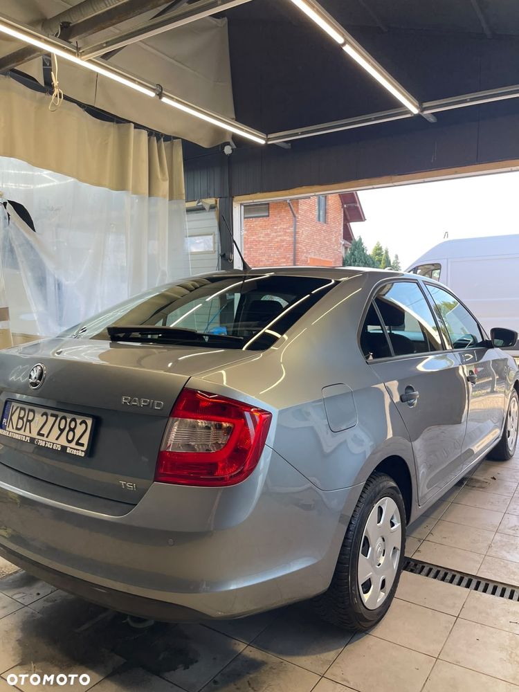 Skoda RAPID 1.2 TSI Cool Edition - 17