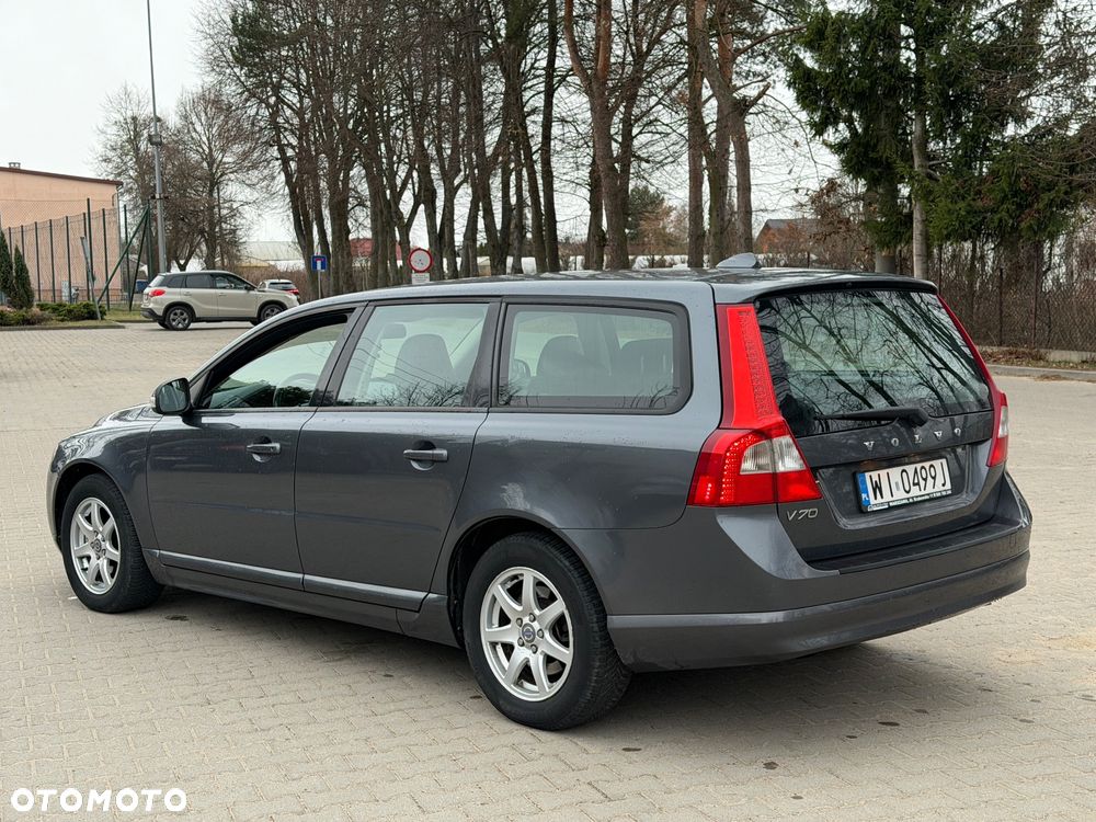 Volvo V70 2.5T Momentum - 3