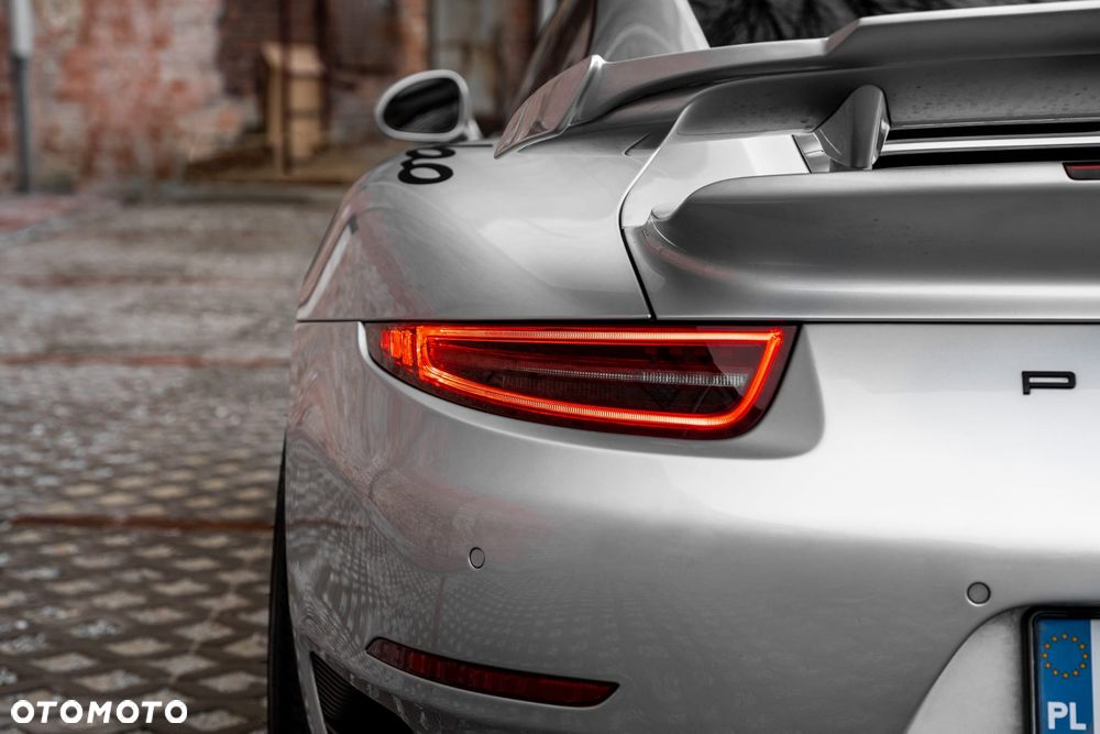 Porsche 911 - 8