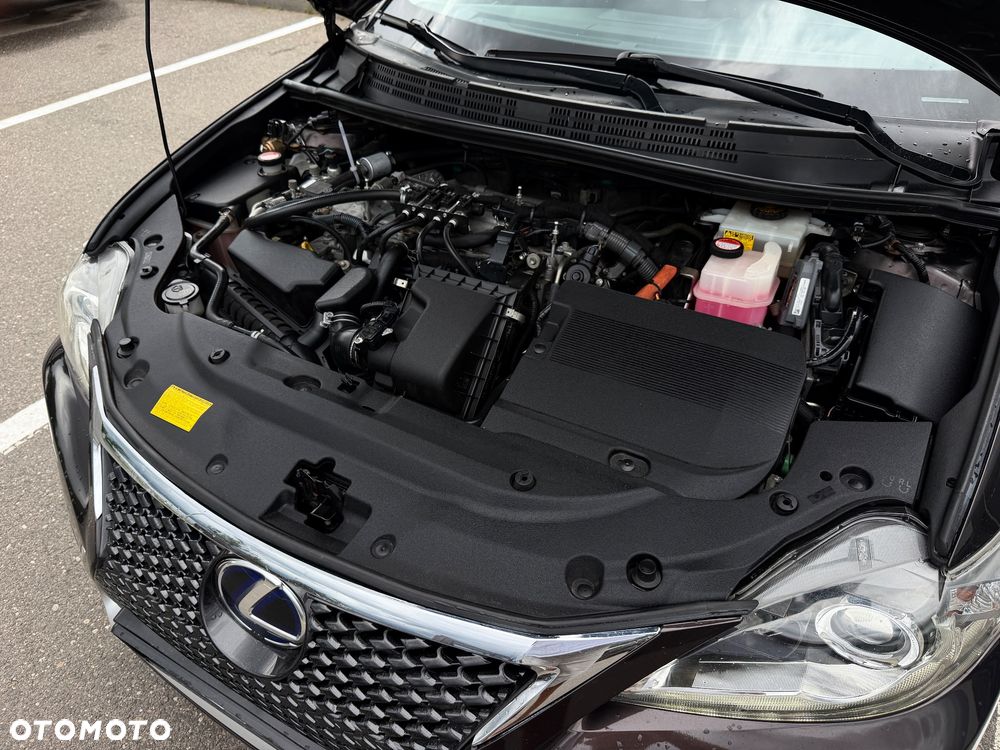 Lexus CT 200h Comfort - 9
