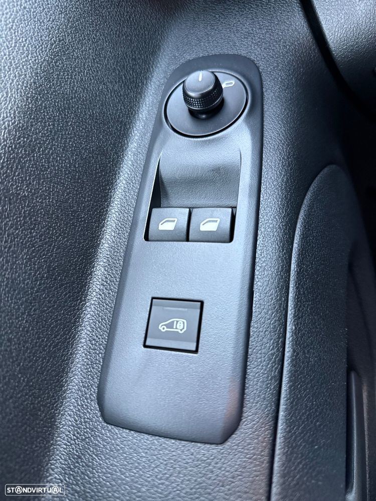 Peugeot PARTNER1.5 BlueHDI Premium - 16
