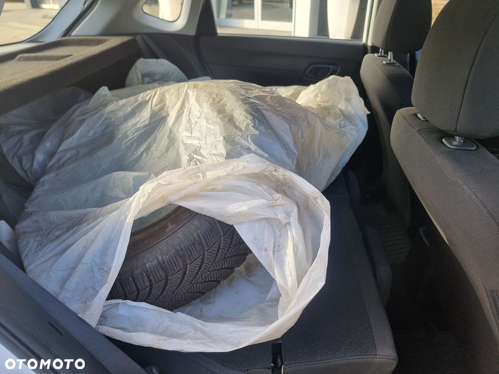 Hyundai i20 1.2 Pure - 21