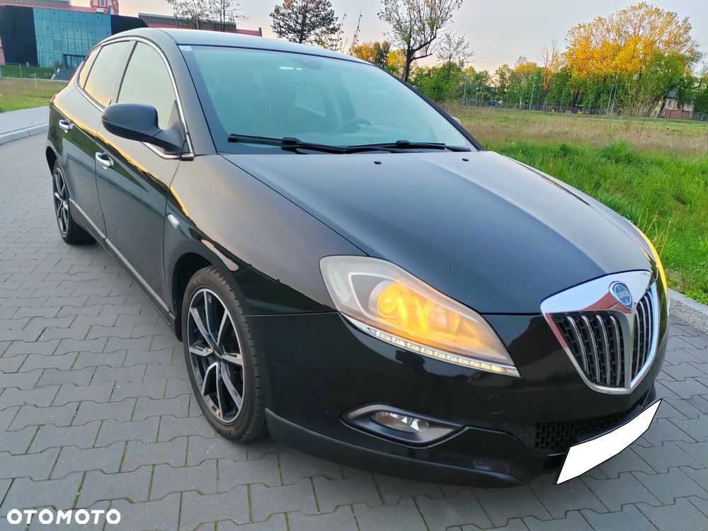 Lancia Delta 1.4 T-Jet 16v Platino - 8