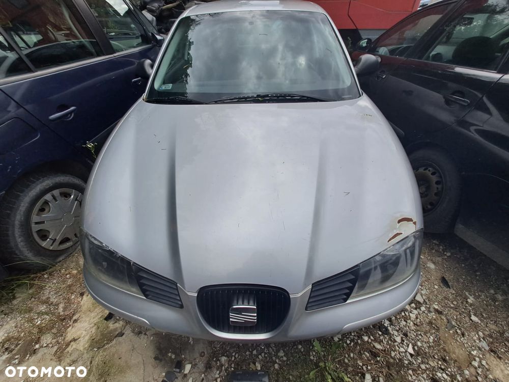 Seat Cordoba II (02-09r.) 1.4 B 73 KM. Silnik BBY pasuje do BKY Skrzynia GRZ 17103 pasuje do GET ; GKX lakier LS7N. GWARANCJA !!! Przód Tył Zestaw Komplet Drzwi Klapa Zderzak Błotnik Maska Grill Atrapa Szyba Pas Lampa Lusterko Boczki Fotel Kanapa Kokpit Deska Rozdzielcza Przełącznik Włącznik Sterownik Przewody Wiązka Instalacja Moduł Komputer Czujnik Listwa Pompa Alternator Wtryski Głowica Rozrusznik Kompresor Sprzęgło Dwumas Silnik Skrzynia ABS Klimatyzacji Paliwa Wspomagania Kolektor Turbina Przepustnica Zawór Chłodnica Koło Hak Belka Sanki Zawieszenie Mcpherson Półoś Amortyzator Wydech Tłumik Zacisk Most - 5