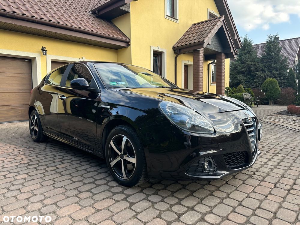 Alfa Romeo Giulietta 2.0 JTDM Distinctive - 4