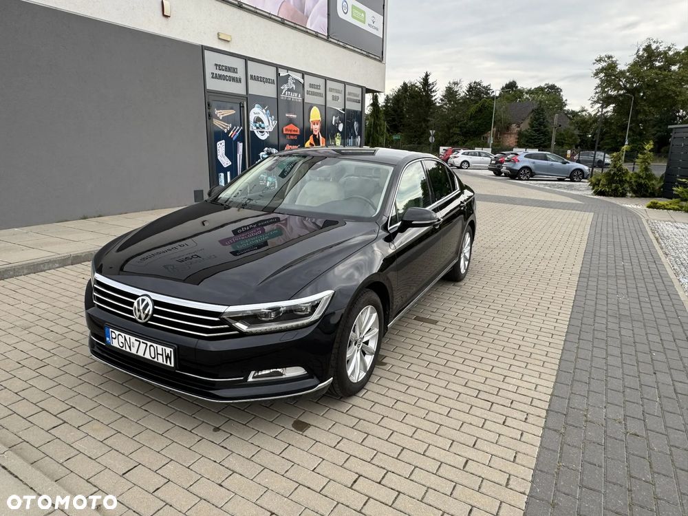 Volkswagen Passat 1.5 TSI EVO Highline DSG - 1