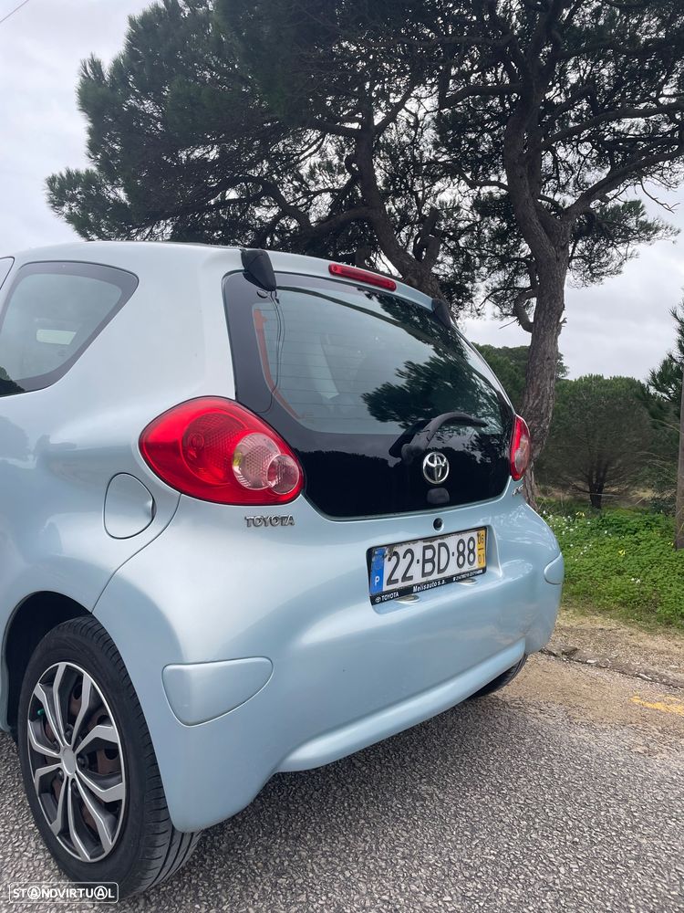 Toyota Aygo 1.0 Plus - 4