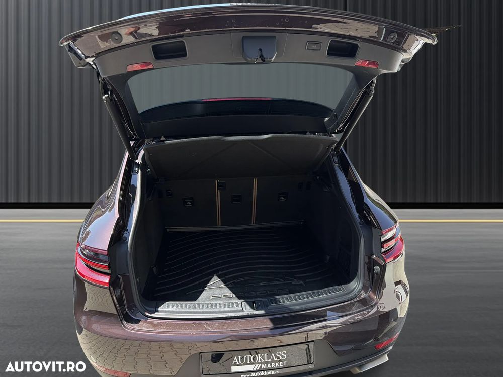 Porsche Macan - 17