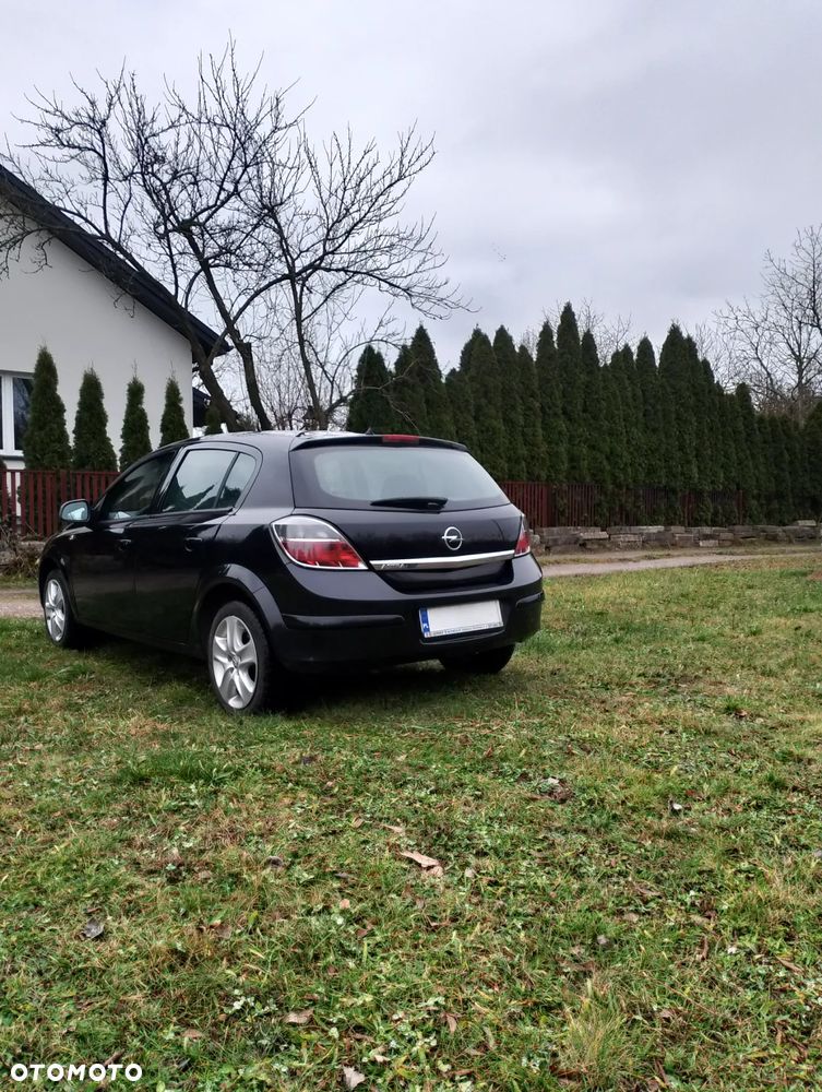 Opel Astra - 2
